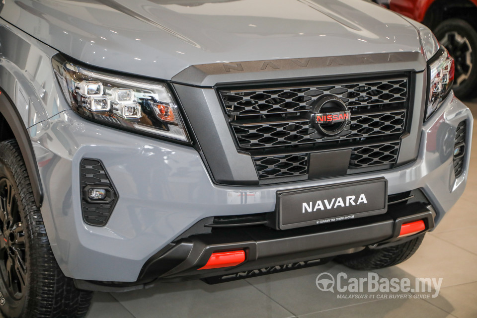 Nissan Navara D23 Facelift (2021) Exterior