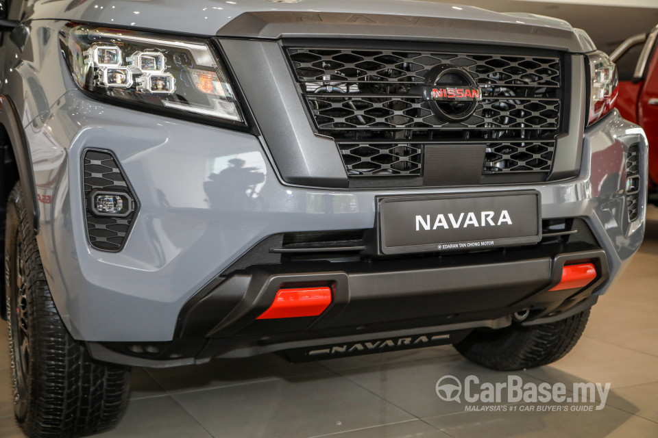 Nissan Navara D23 Facelift (2021) Exterior