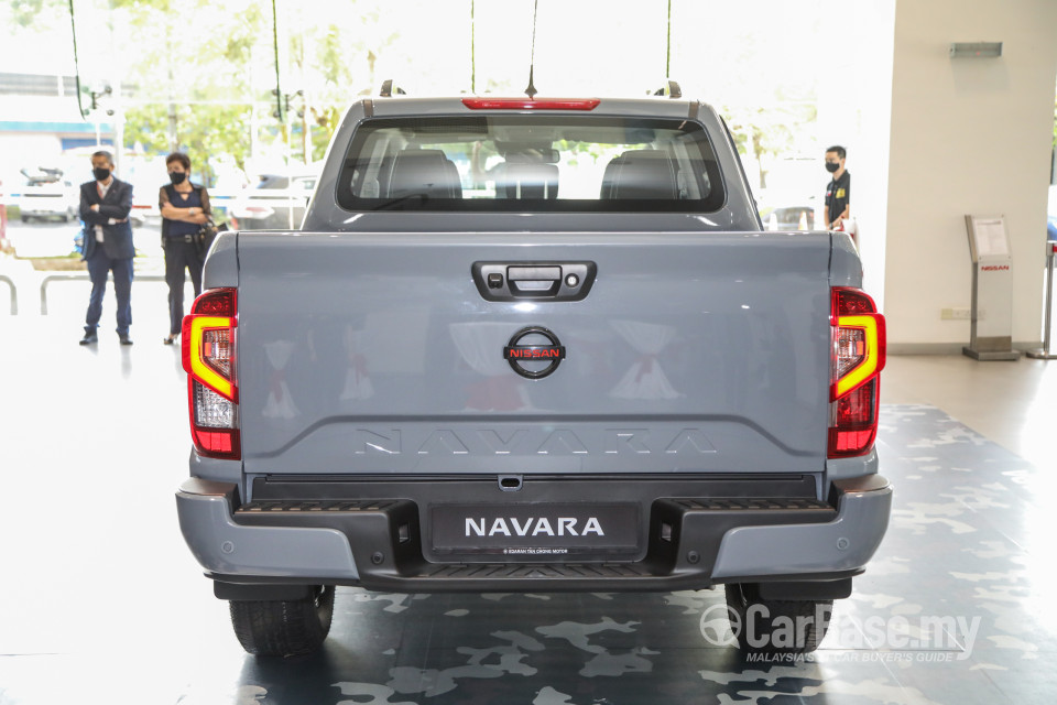 Nissan Navara D23 Facelift (2021) Exterior