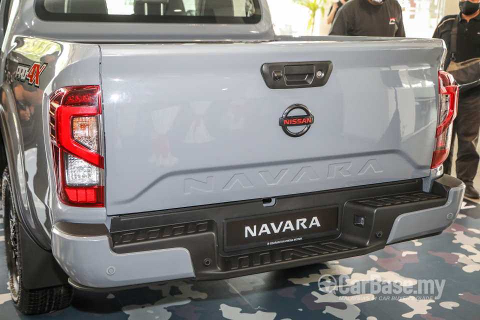 Nissan Navara D23 Facelift (2021) Exterior