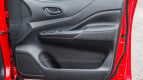 Nissan Navara Interior photo