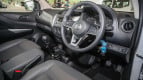 Nissan Navara Interior photo