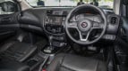 Nissan Navara Interior photo