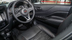 Nissan Navara Interior photo