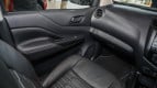 Nissan Navara Interior photo