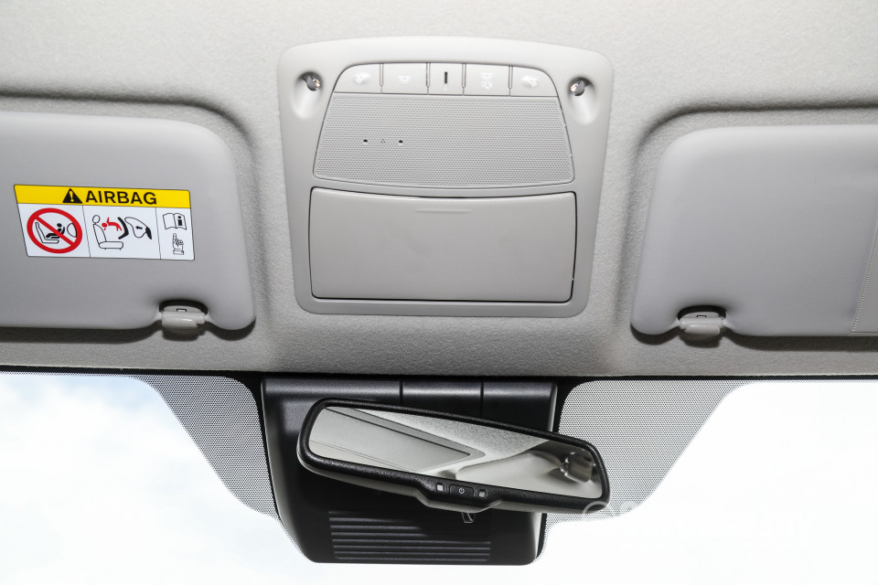 Nissan Navara D23 Facelift (2021) Interior