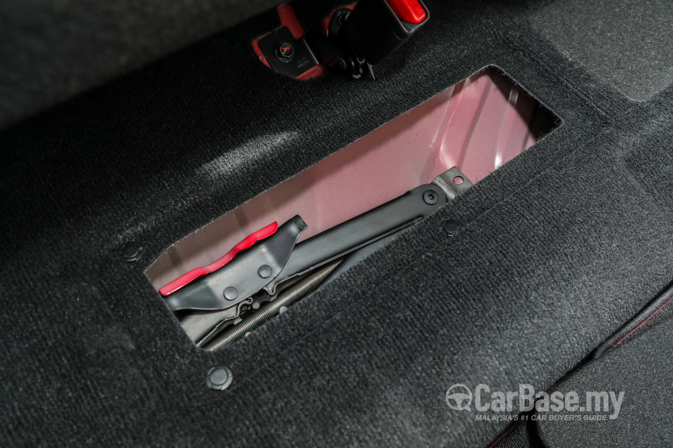 Nissan Navara D23 Facelift (2021) Interior