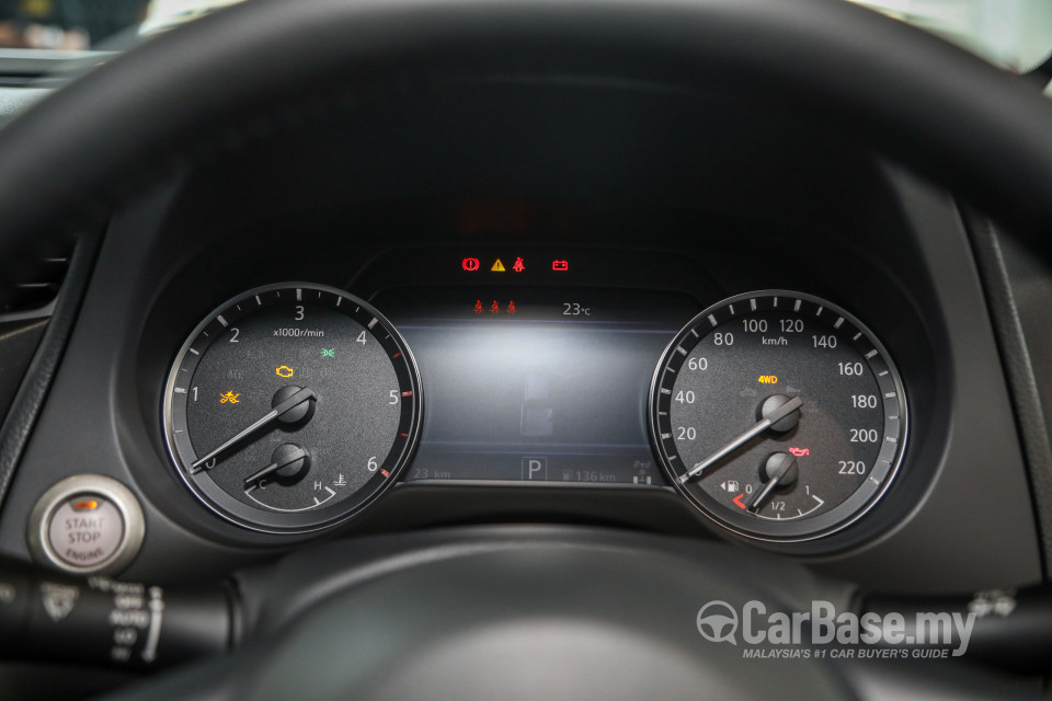 Nissan Navara D23 Facelift (2021) Interior
