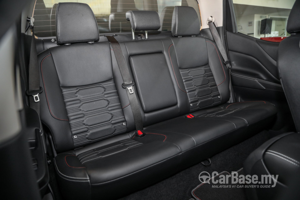 Nissan Navara D23 Facelift (2021) Interior
