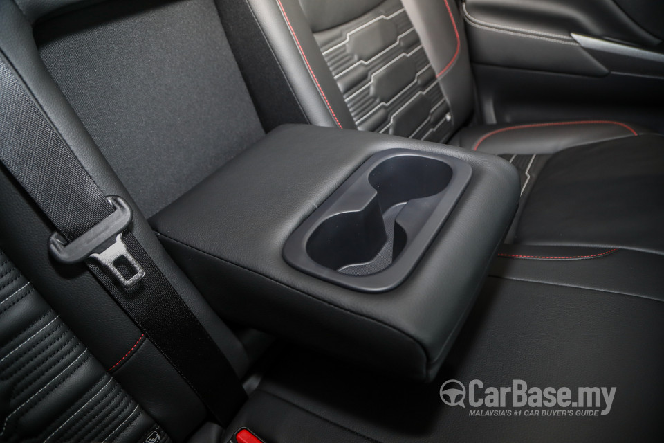 Nissan Navara D23 Facelift (2021) Interior