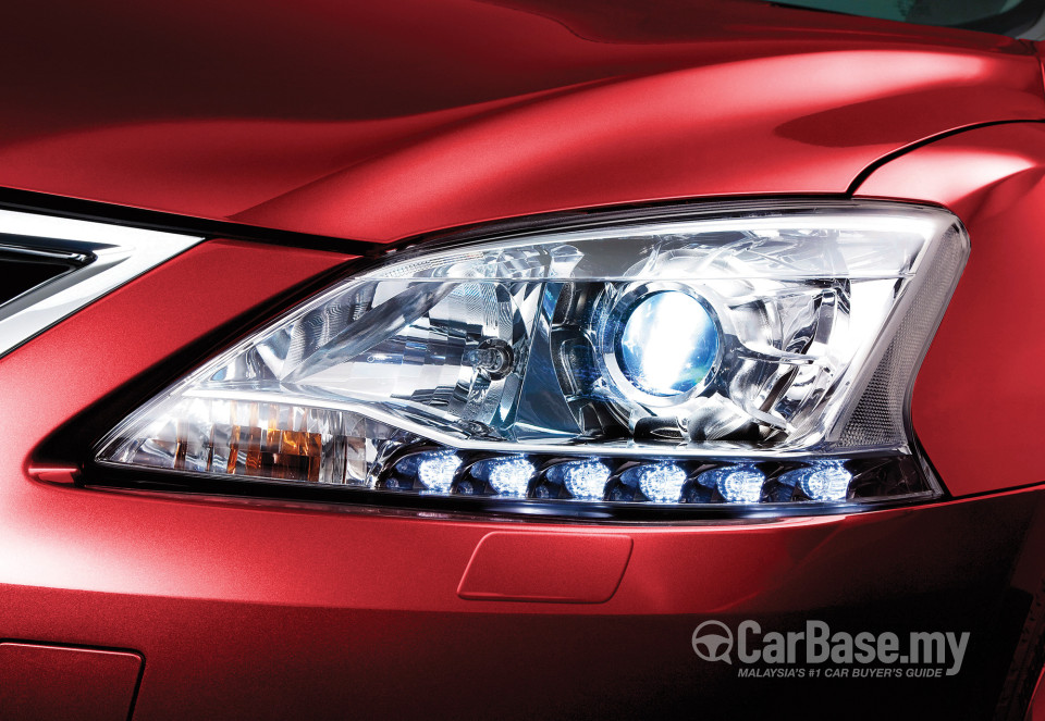 Nissan Sylphy B17 (2014) Exterior