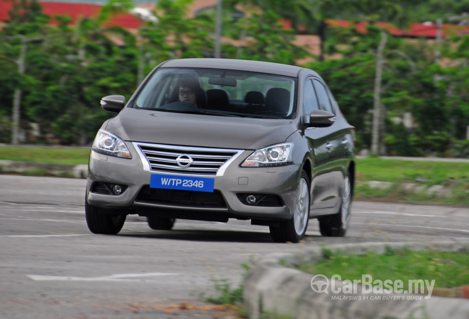 Nissan Sylphy B17 (2014) Exterior