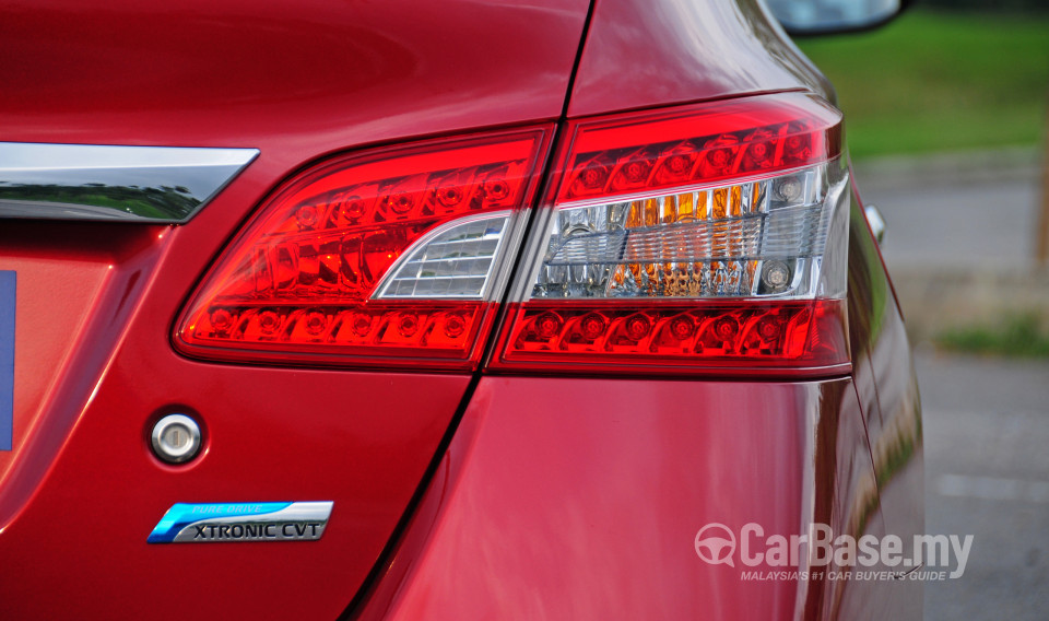 Nissan Sylphy B17 (2014) Exterior