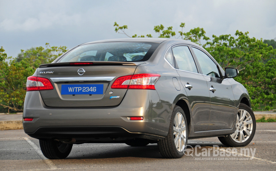 Nissan Sylphy B17 (2014) Exterior