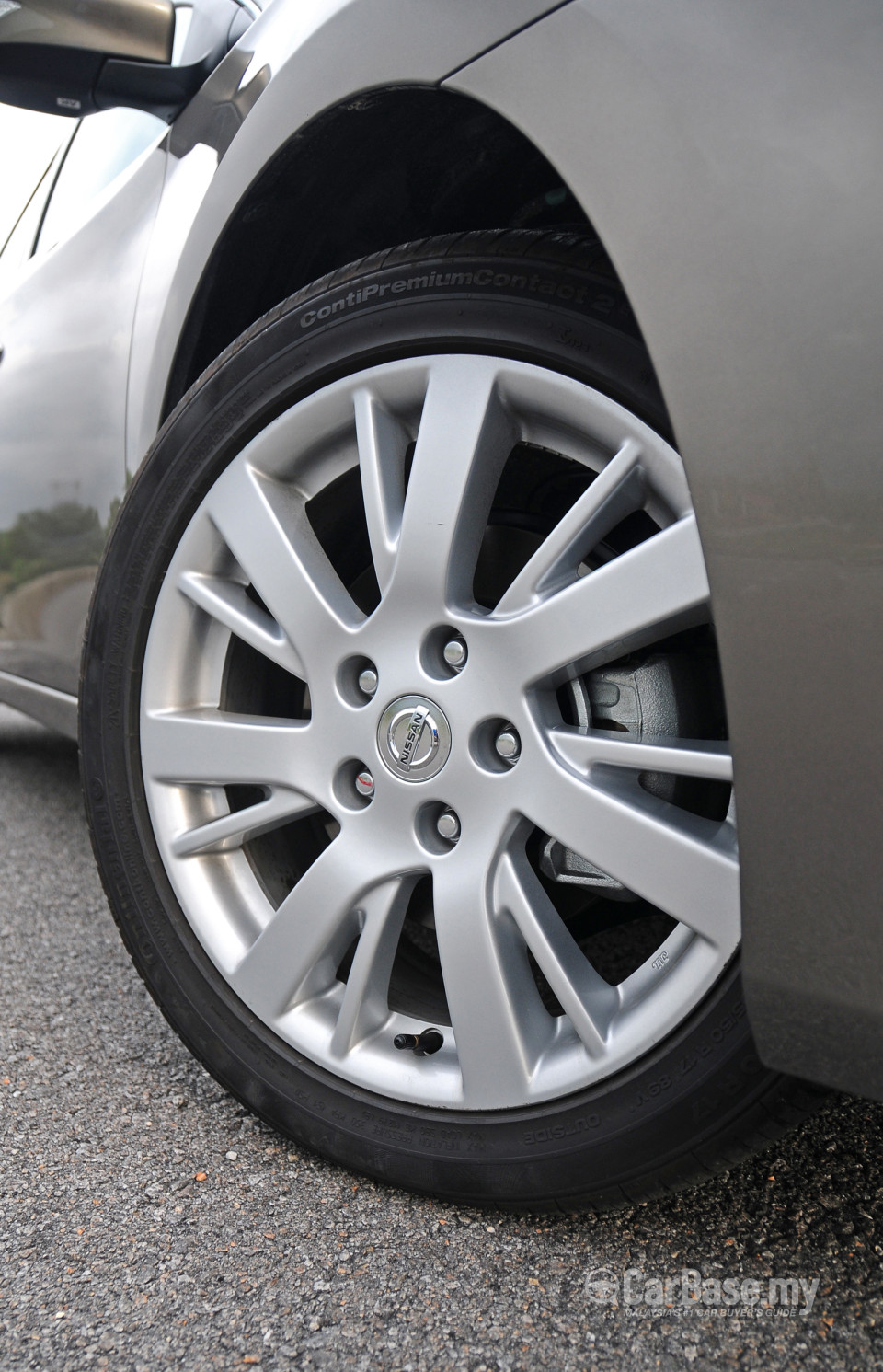 Nissan Sylphy B17 (2014) Exterior
