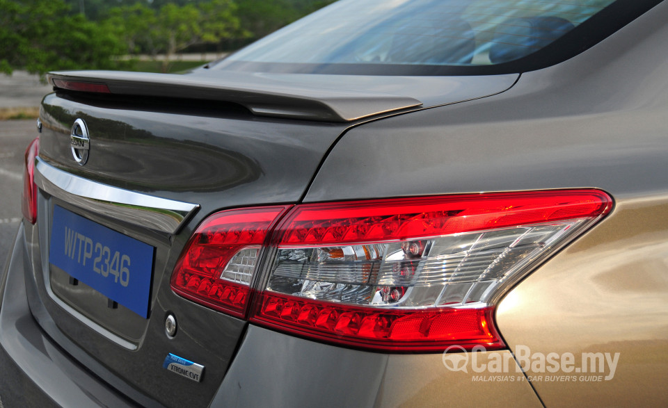 Nissan Sylphy B17 (2014) Exterior