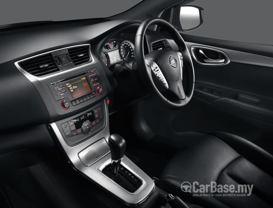 Nissan Sylphy B17 (2014) Interior