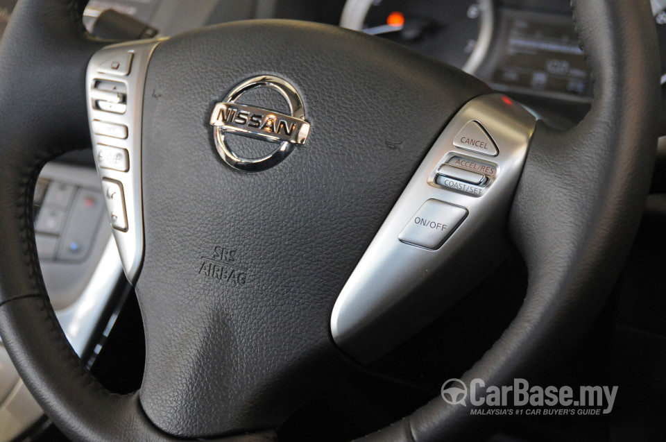 Nissan Sylphy B17 (2014) Interior