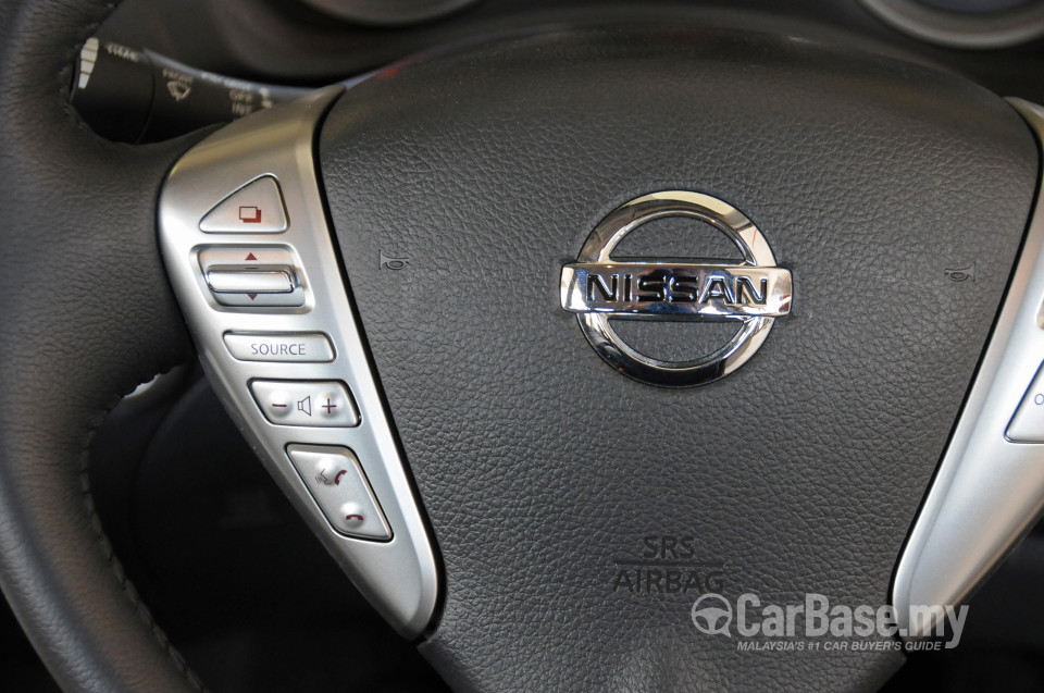 Nissan Sylphy B17 (2014) Interior