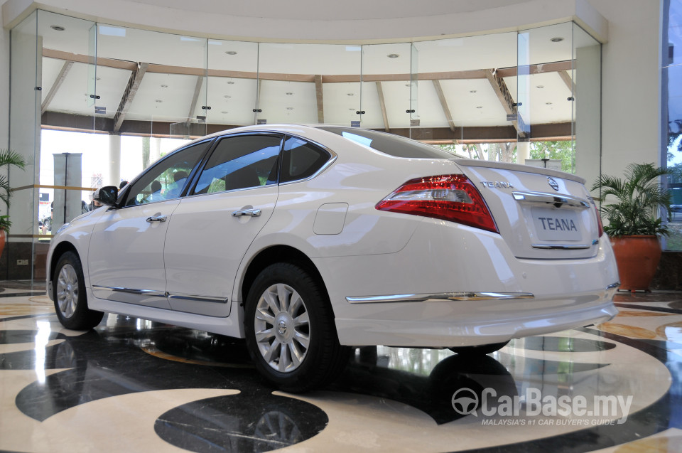 Nissan Teana J32 Facelift (2013) Exterior
