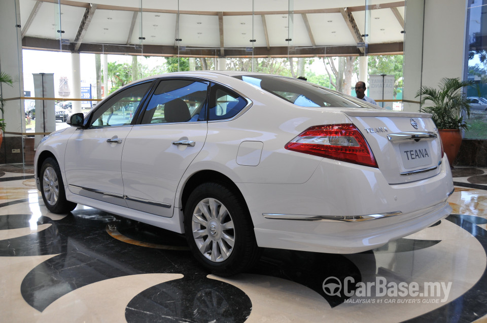 Nissan Teana J32 Facelift (2013) Exterior
