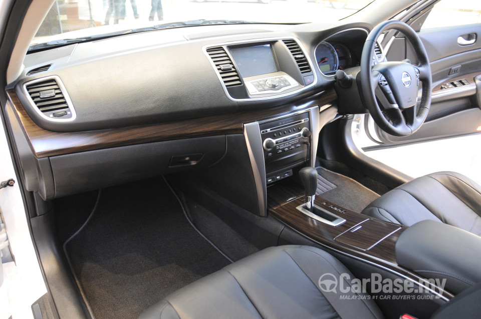 Nissan Teana J32 Facelift (2013) Interior