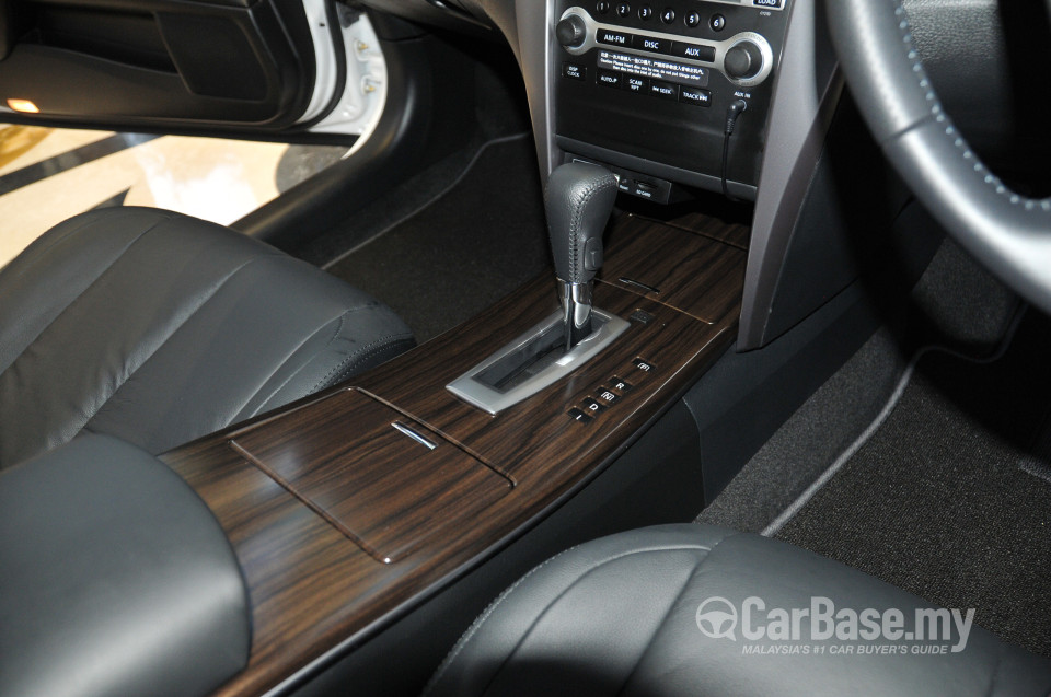 Nissan Teana J32 Facelift (2013) Interior