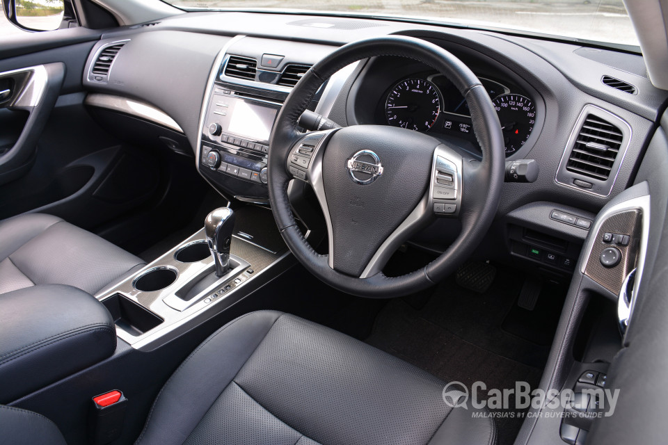 Nissan Teana L33 (2014) Interior