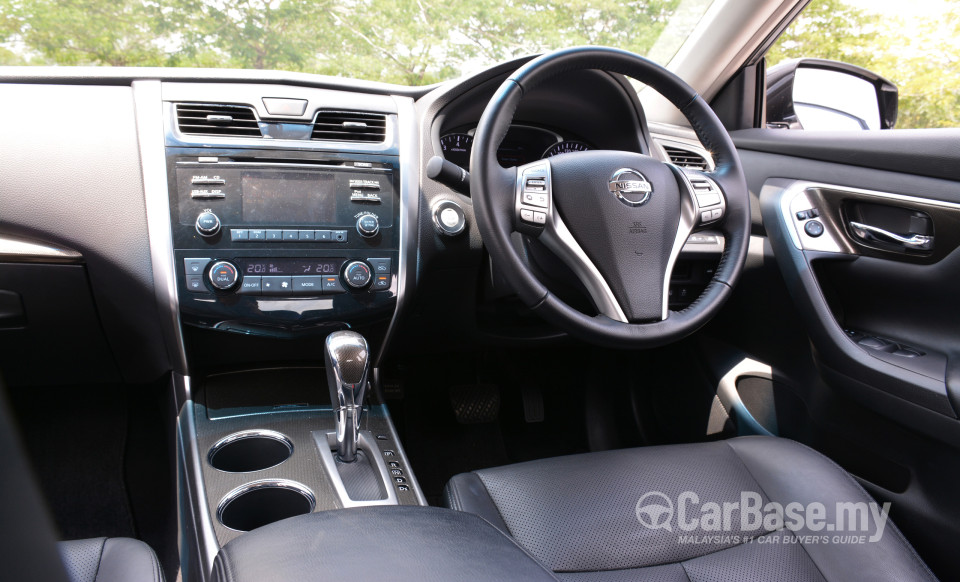 Nissan Teana L33 (2014) Interior