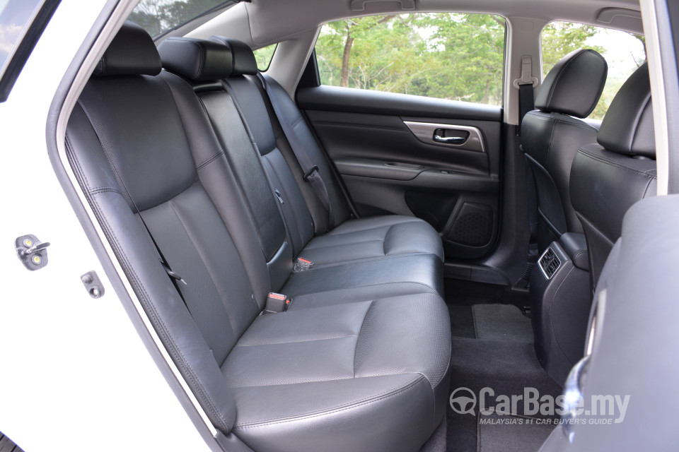 Nissan Teana L33 (2014) Interior