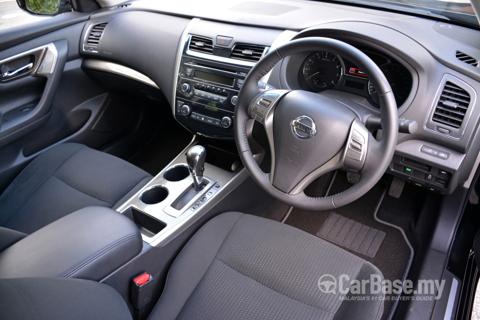 Nissan Teana L33 (2014) Interior