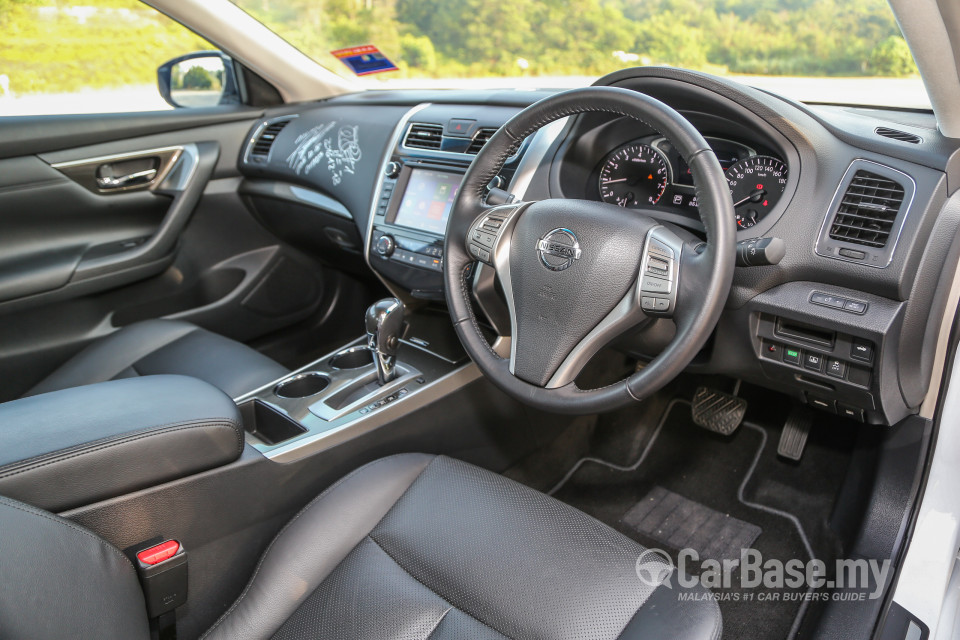Nissan Teana L33 (2014) Interior