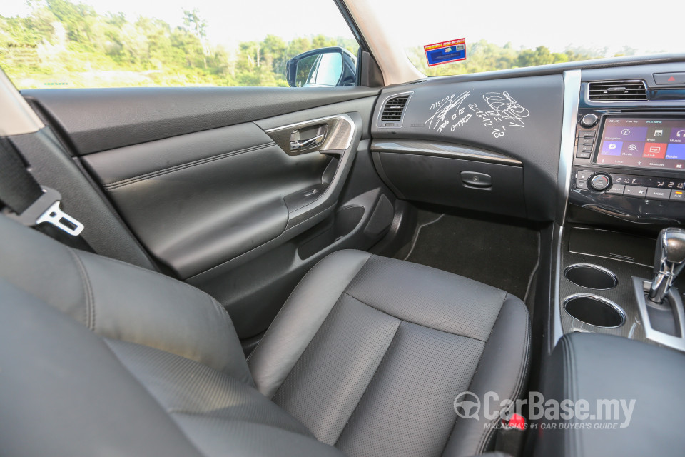 Nissan Teana L33 (2014) Interior