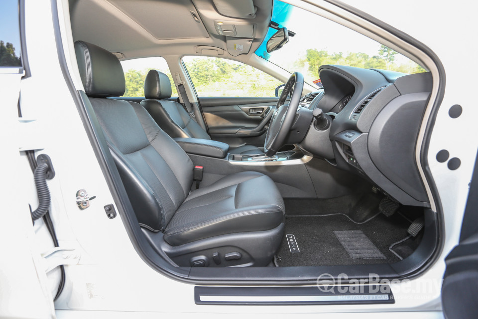 Nissan Teana L33 (2014) Interior