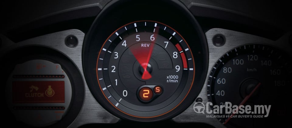 Nissan 370Z Coupe Z34 (2009) Interior