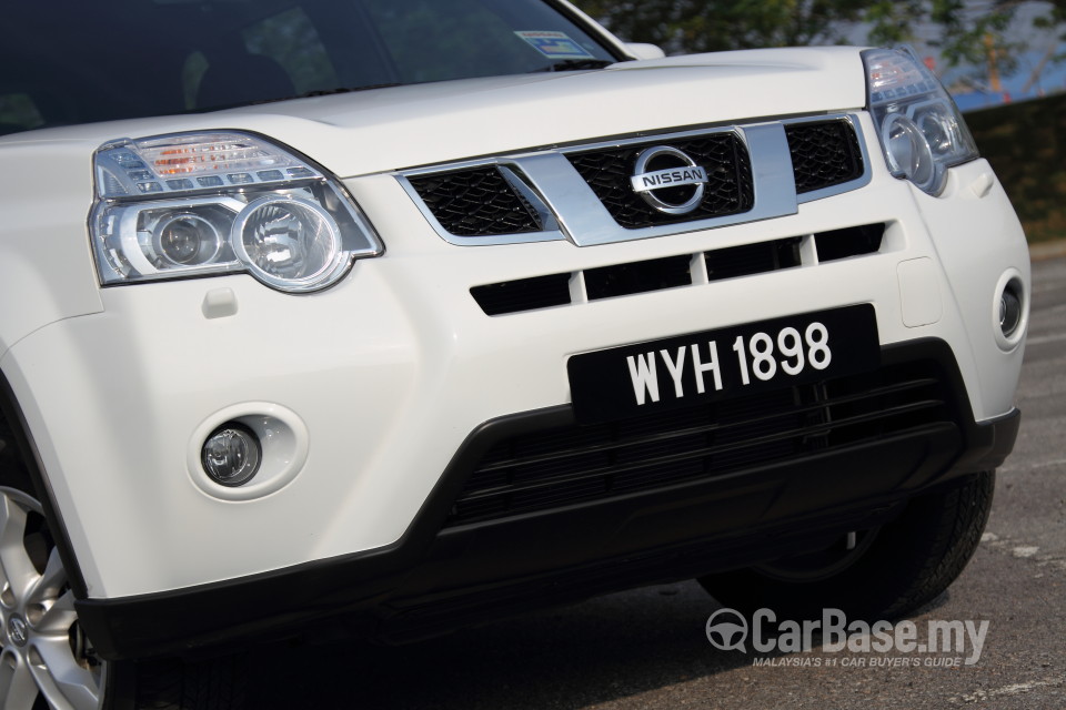 Nissan X-Trail Mk2 Facelift (2013) Exterior