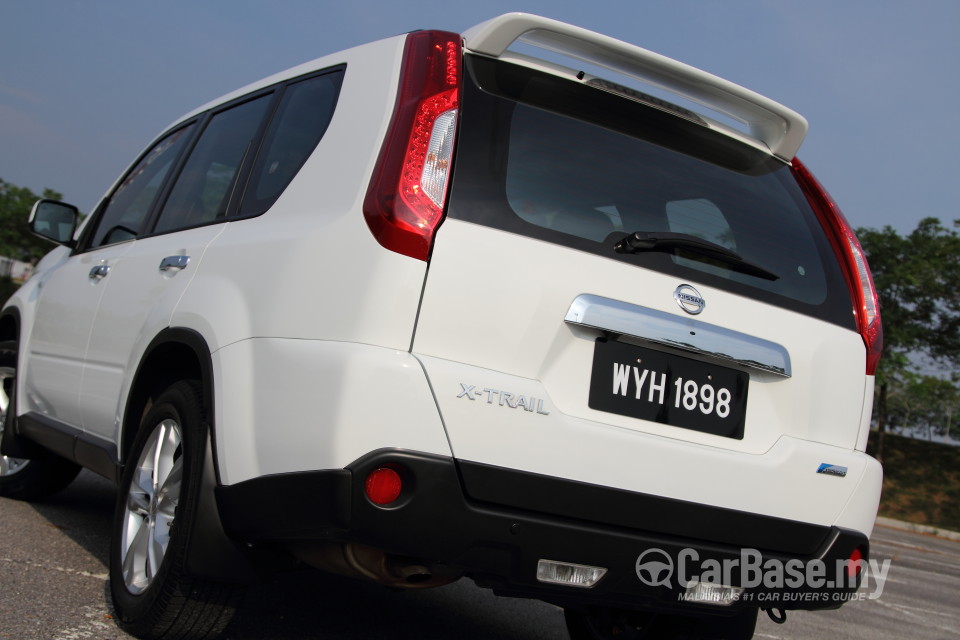 Nissan X-Trail Mk2 Facelift (2013) Exterior