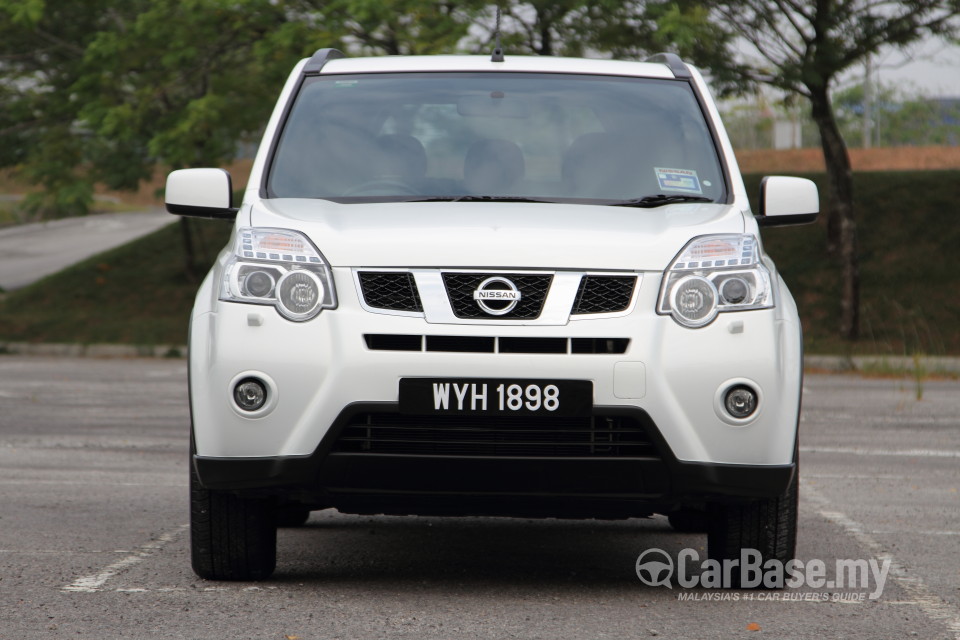 Nissan X-Trail Mk2 Facelift (2013) Exterior