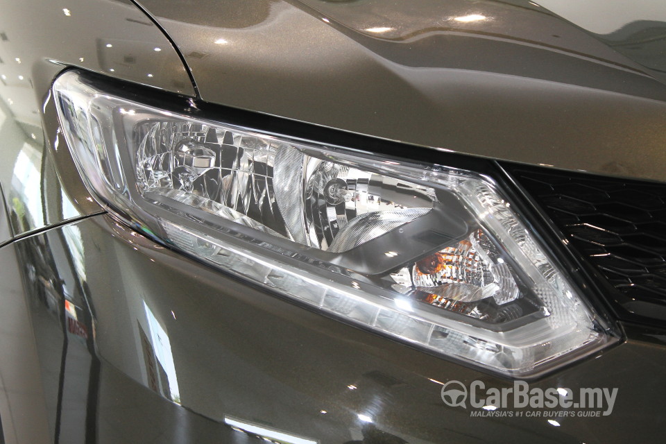 Nissan X-Trail 3rd Gen (2015) Exterior