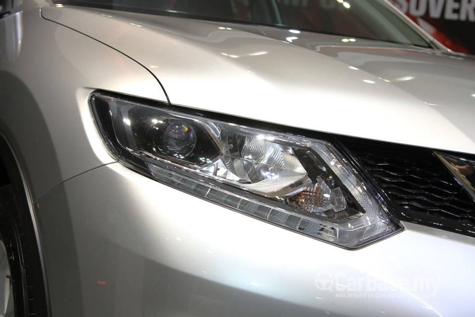 Nissan X-Trail 3rd Gen (2015) Exterior
