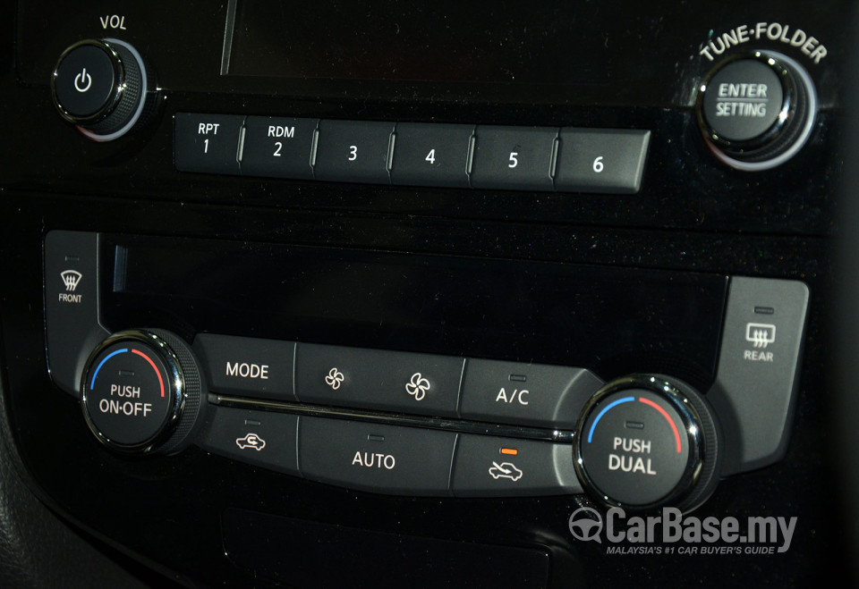 Nissan X-Trail 3rd Gen (2015) Interior