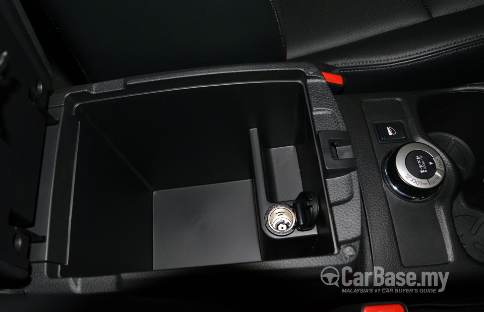 Nissan X-Trail 3rd Gen (2015) Interior