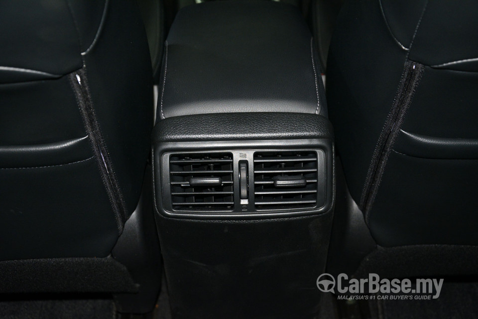 Nissan X-Trail 3rd Gen (2015) Interior