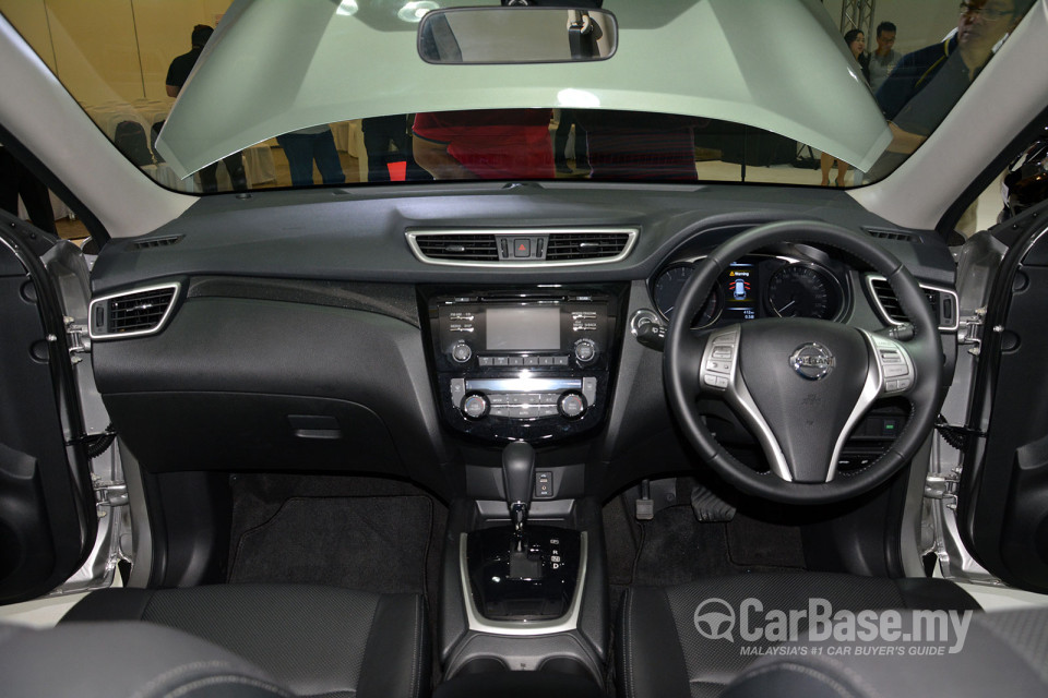 Nissan X-Trail 3rd Gen (2015) Interior