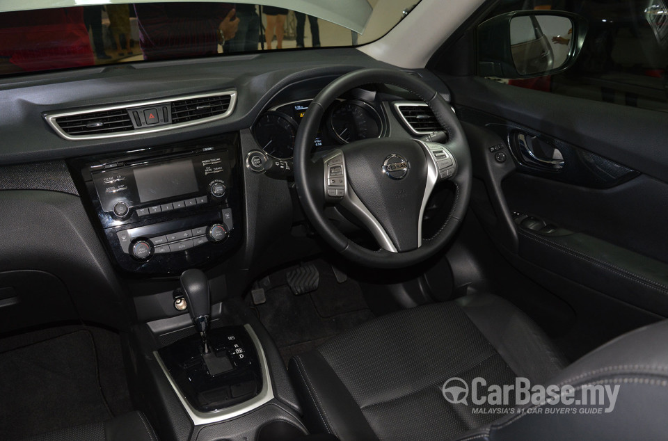 Nissan X-Trail 3rd Gen (2015) Interior
