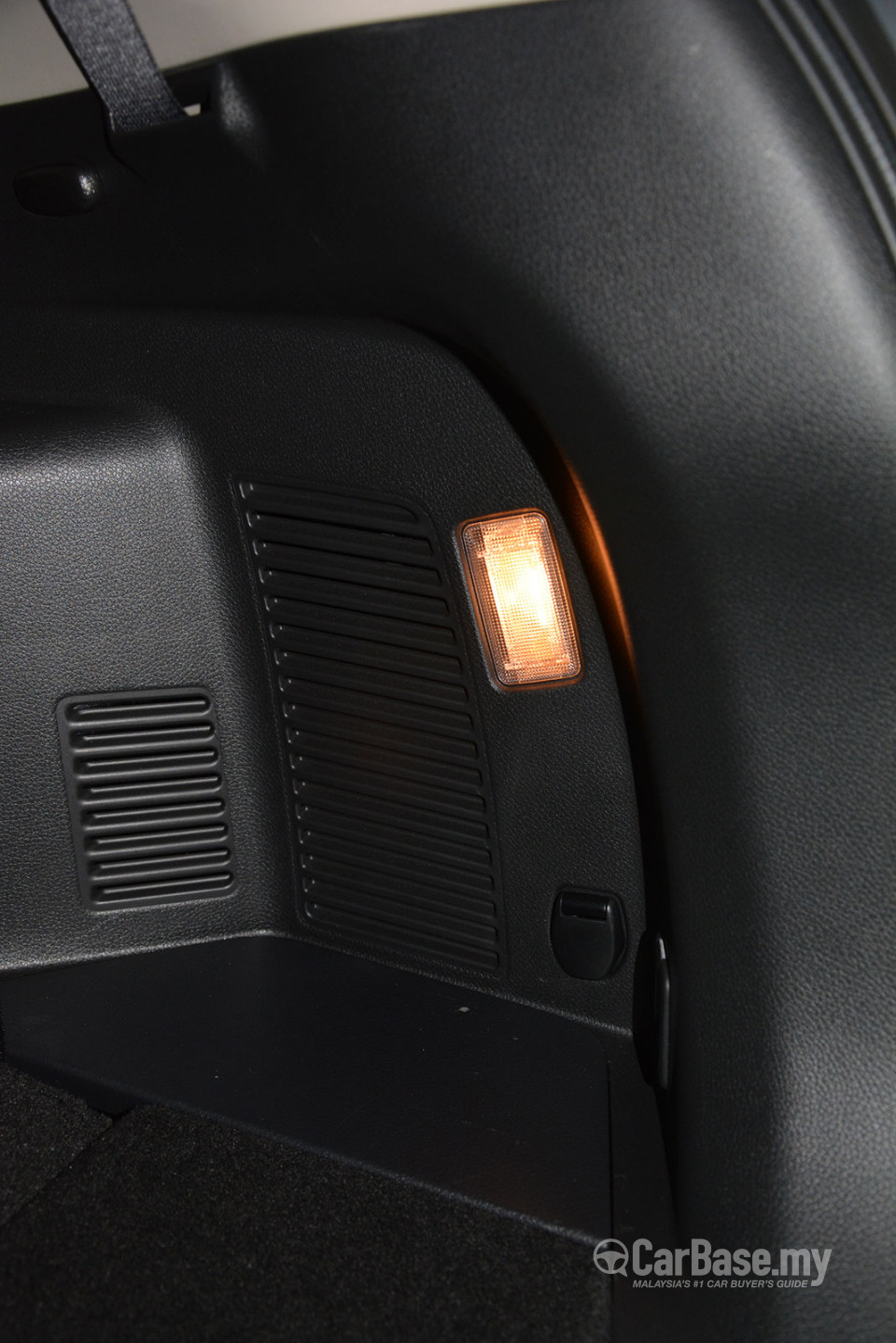 Nissan X-Trail 3rd Gen (2015) Interior