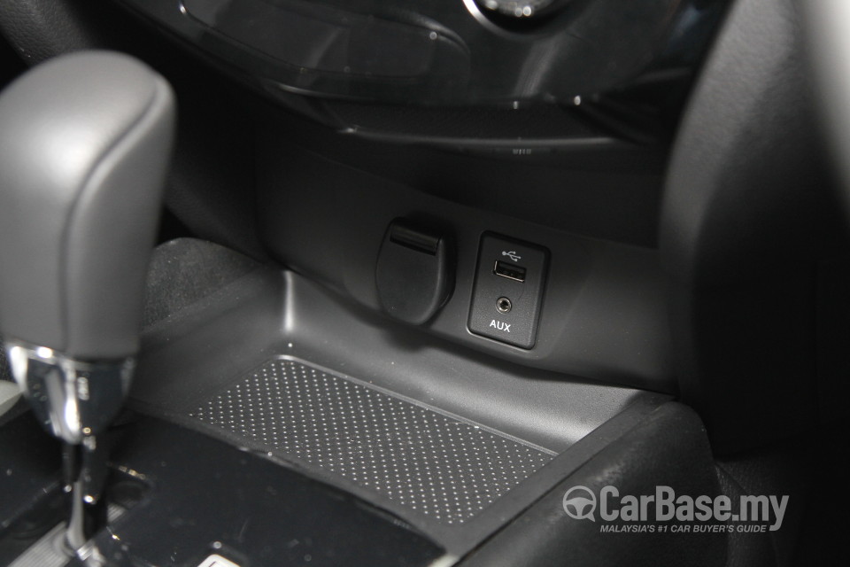 Nissan X-Trail 3rd Gen (2015) Interior
