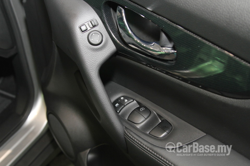 Nissan X-Trail 3rd Gen (2015) Interior