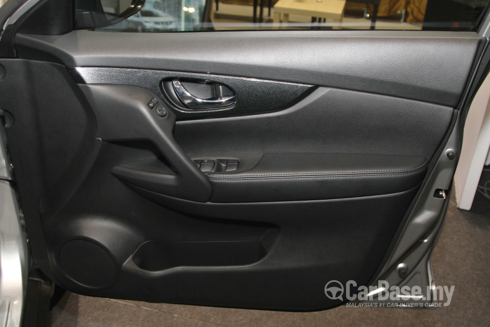 Nissan X-Trail 3rd Gen (2015) Interior