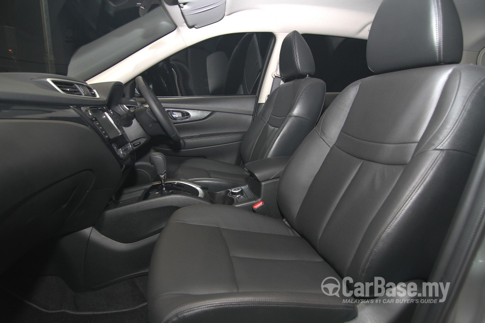 Nissan X-Trail 3rd Gen (2015) Interior